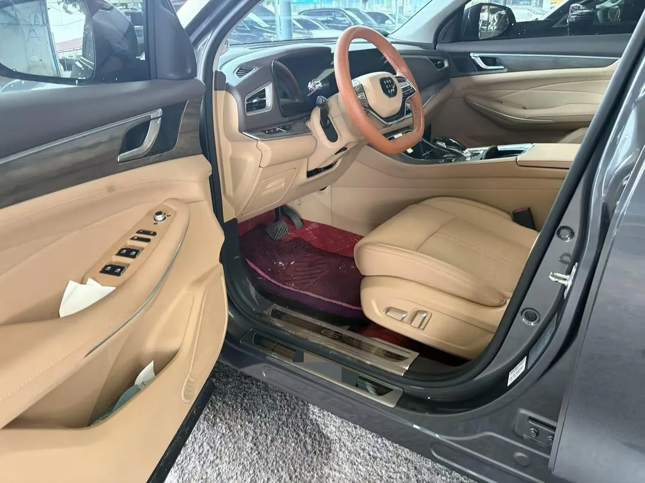 LanDian 2024 LanDian E5 1.5 Stepless Glory Edition 100KM Enjoy 7-seat Automatic Gear 4