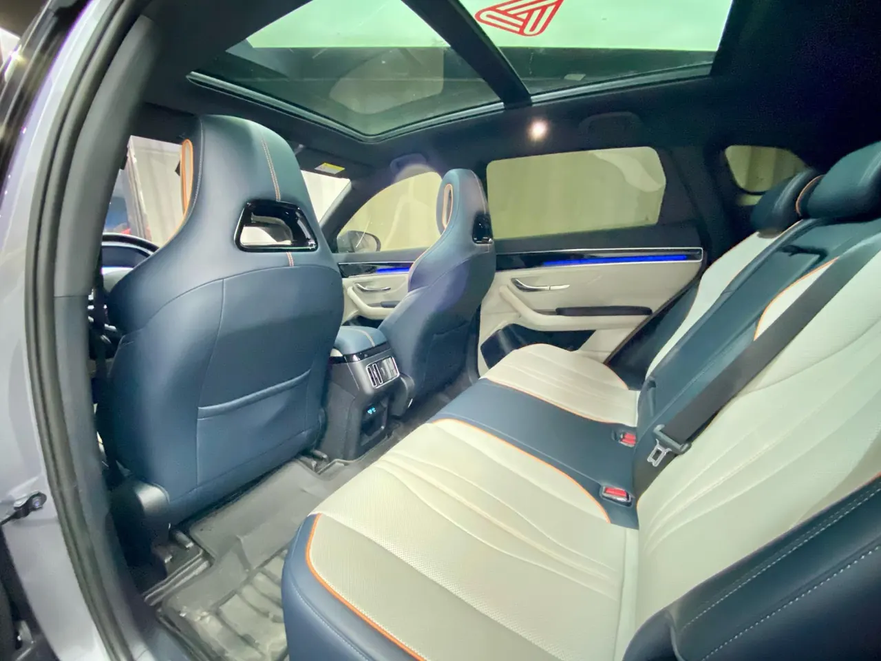 BYD Song PLUS New Energy 2024 Song PLUS DM-i 1.5 Stepless Glory Edition 110km Flagship PLUS Automatic Gear 10