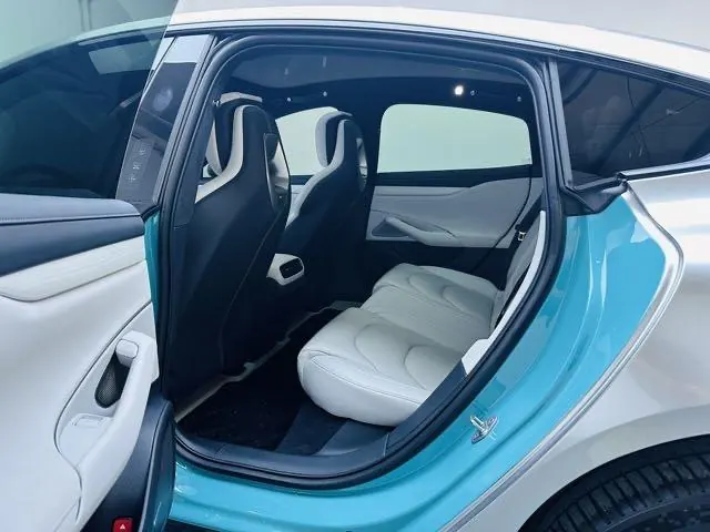 MI 2024 SU 7 800km 4-wheel drive ultra-long endurance high-end smart driving Max version automatic gear 7