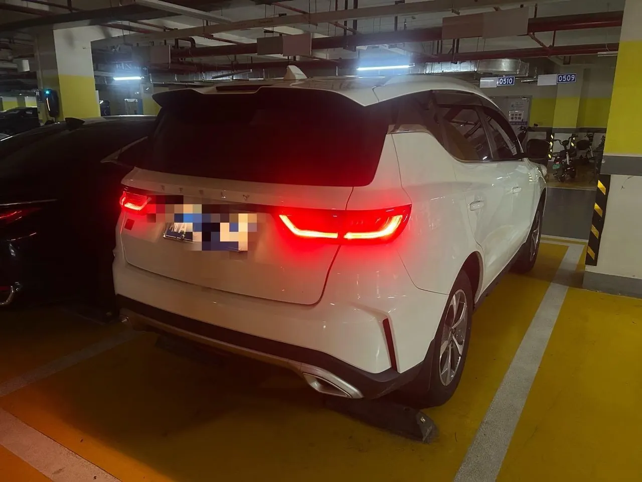 Geely 2024 Hao Yue PRO 1.5T Vertical and Horizontal Automatic Gear 3