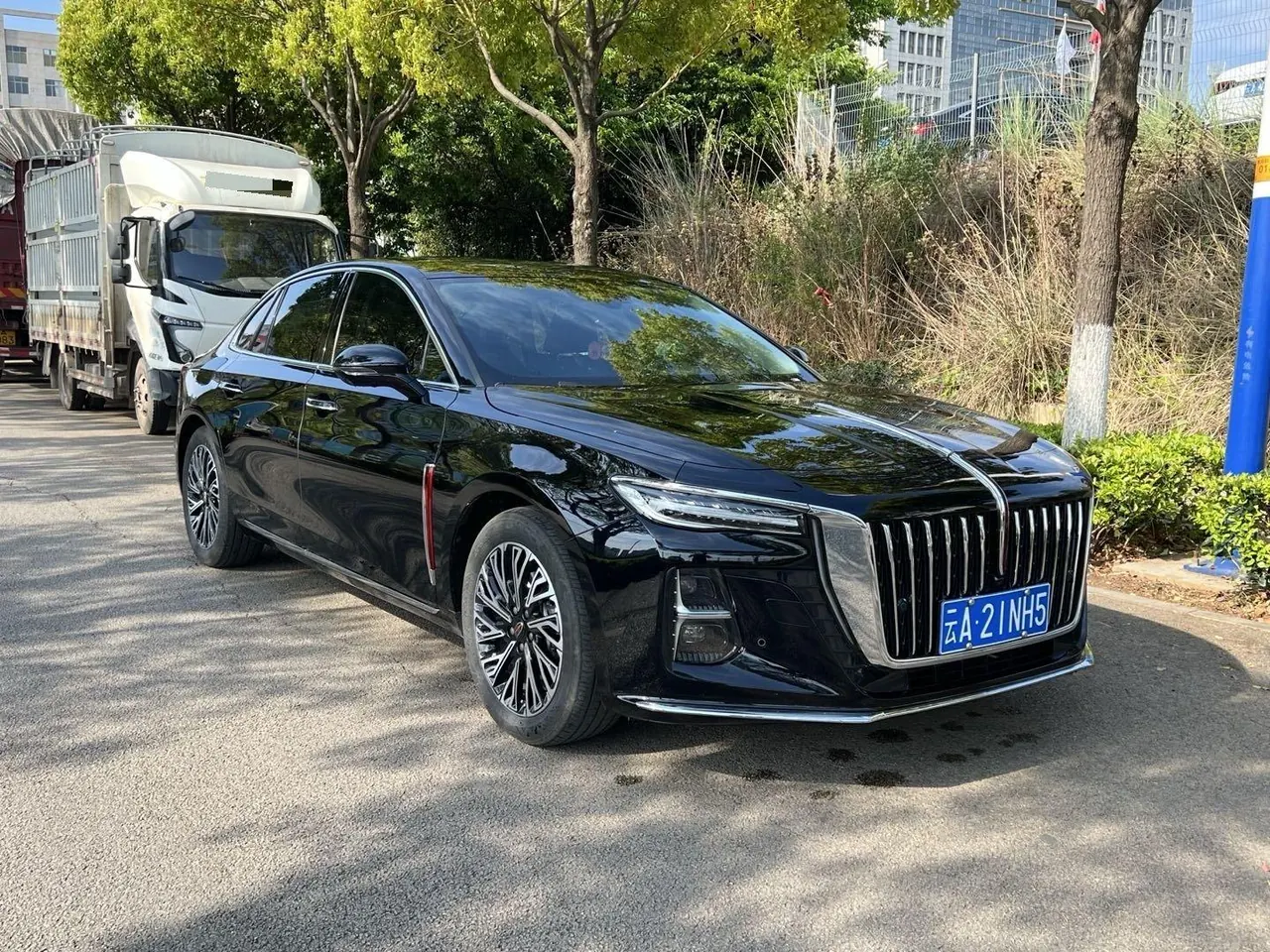 HongQi 2024 H5 2.0T Zhilian Qi Chang Edition Automatic Gear 4