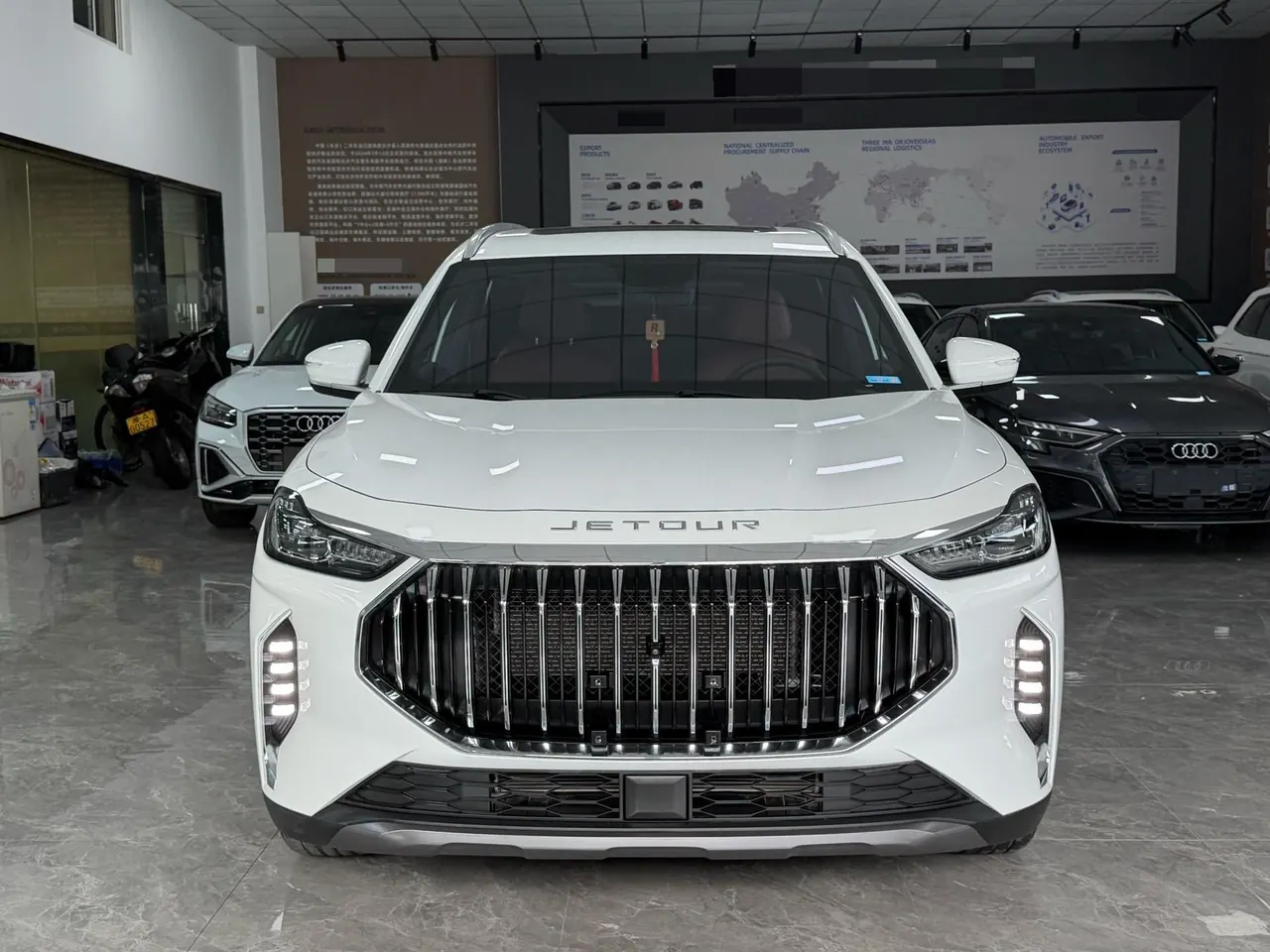 Jetour 2023 X70 PLUS 1.5T Brave PLUS5 Automatic Gear 2
