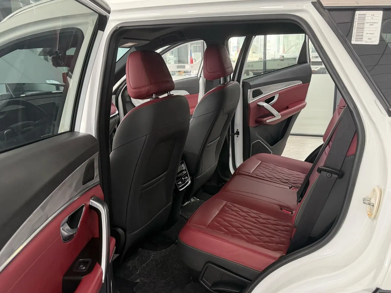 Jetour 2023 X70 PLUS 1.5T Brave PLUS5 Automatic Gear 6