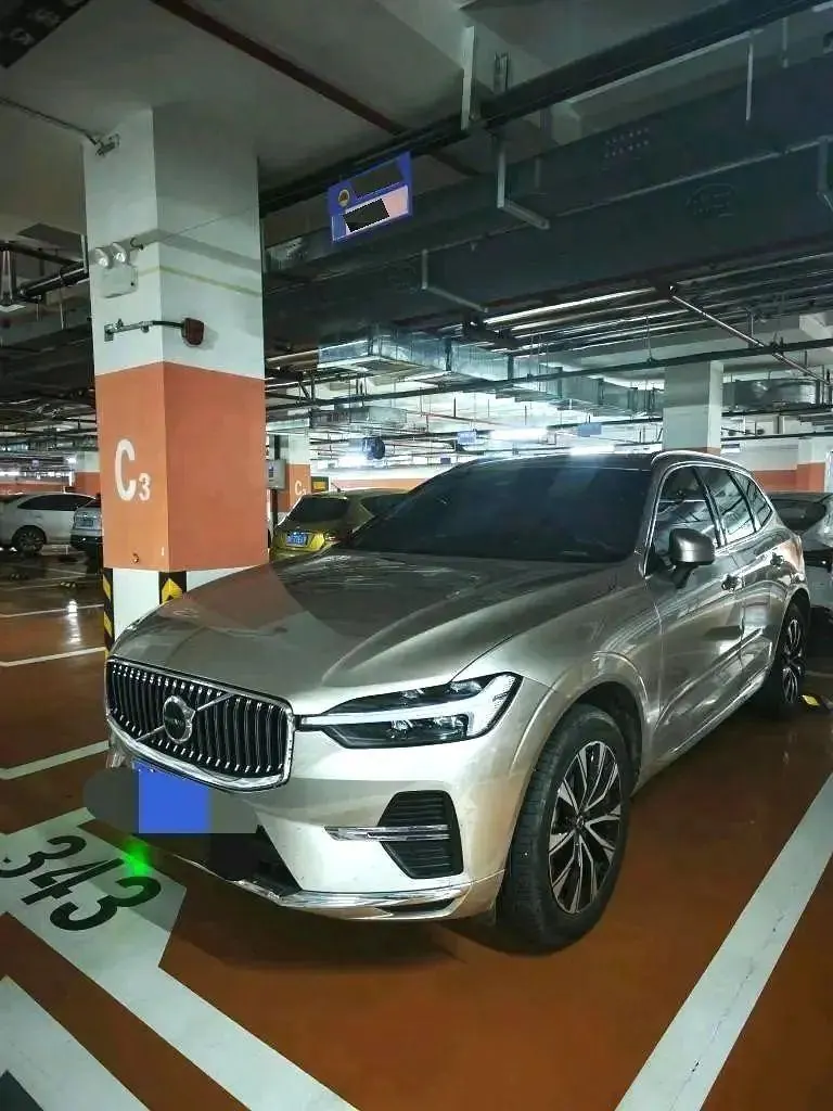 Открыть галерею: Volvo 2024 XC60 48V 2.0T B5 4-wheel drive Zhiyuan Deluxe Edition Automatic Gear
