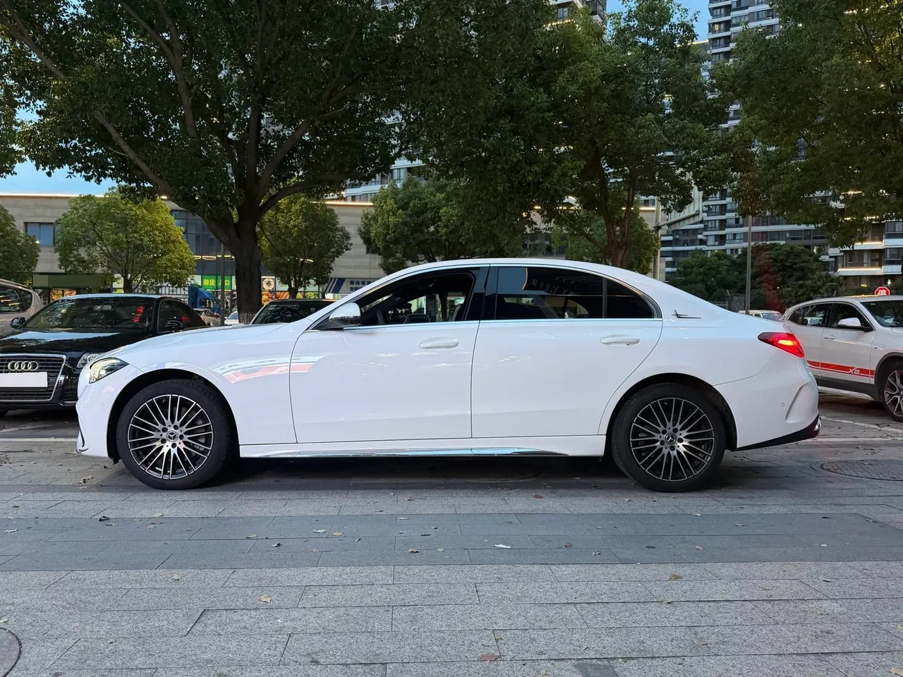 Mercedes Benz Class C 2024 C 260 L 48V 1.5T Sports Edition (Modified 3) Automatic Gear 9