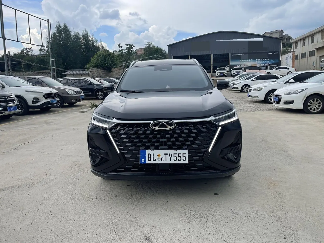 Chery 2025 Ruihu 8 PRO 1.6T 290T Two-Drive Deluxe Edition Automatic Gear 2