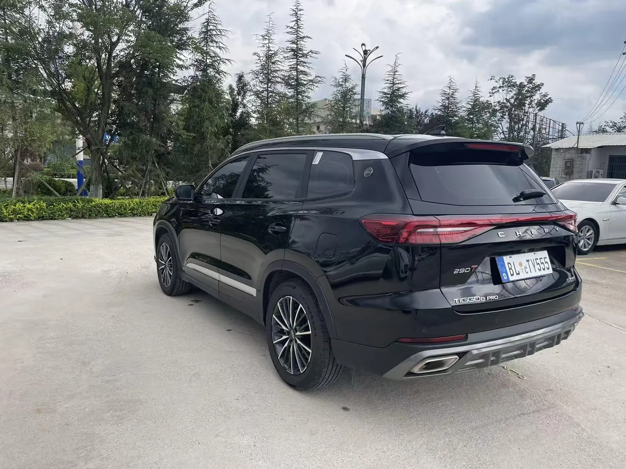Chery 2025 Ruihu 8 PRO 1.6T 290T Two-Drive Deluxe Edition Automatic Gear 4