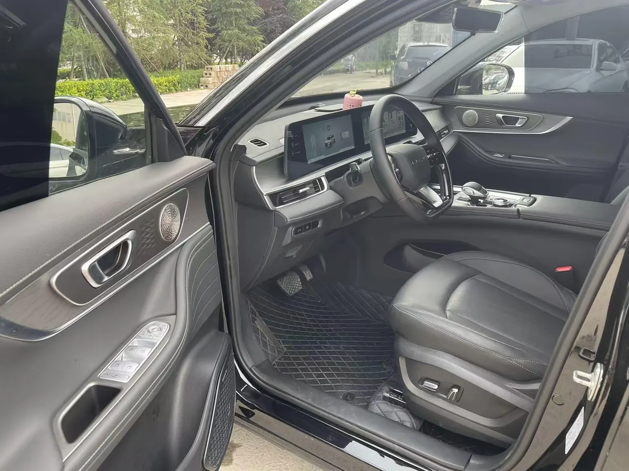 Chery 2025 Ruihu 8 PRO 1.6T 290T Two-Drive Deluxe Edition Automatic Gear 7