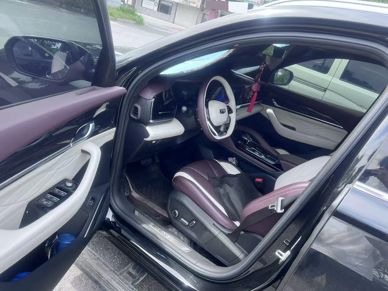 Geely 2024 XingyueL (Monjaro) 2.0TD high-power two-wheel drive cloud version automatic gear 2