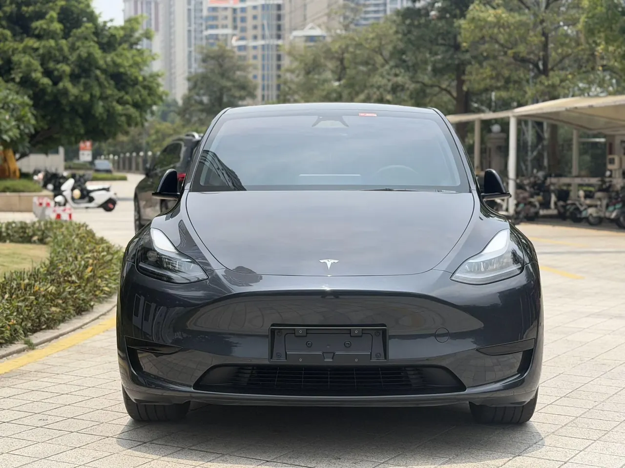 Tesla 2024 Model Y rear-wheel drive version automatic transmission 2