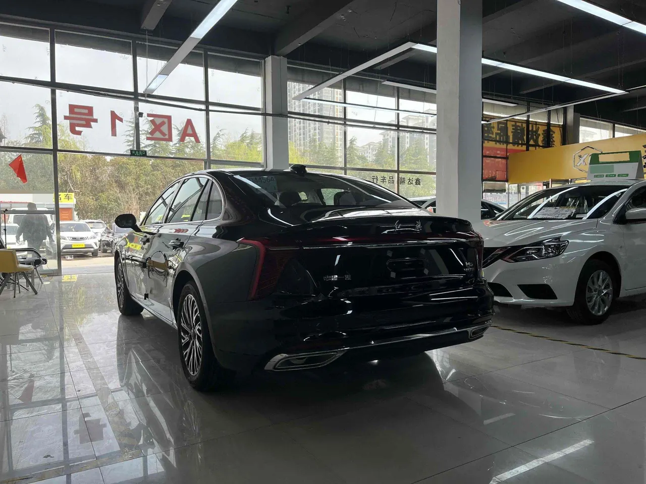 HongQi 2024 H5 2.0T Zhilian Qi Chang Edition Automatic Gear 6