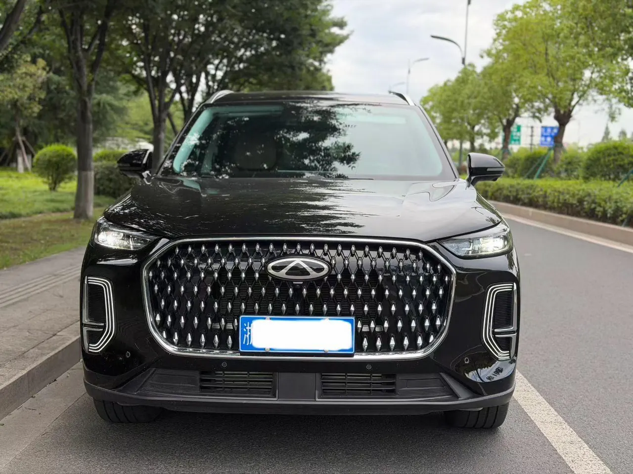 Chery 2024 Ruihu 8 L 2.0T Two-Drive Standard Edition 5-seat Automatic Gear 2