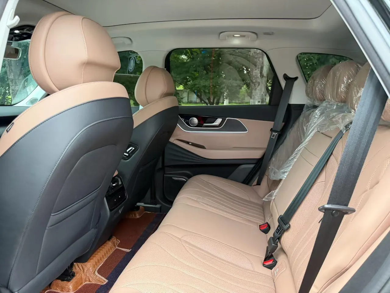 Chery 2024 Ruihu 8 L 2.0T Two-Drive Standard Edition 5-seat Automatic Gear 7