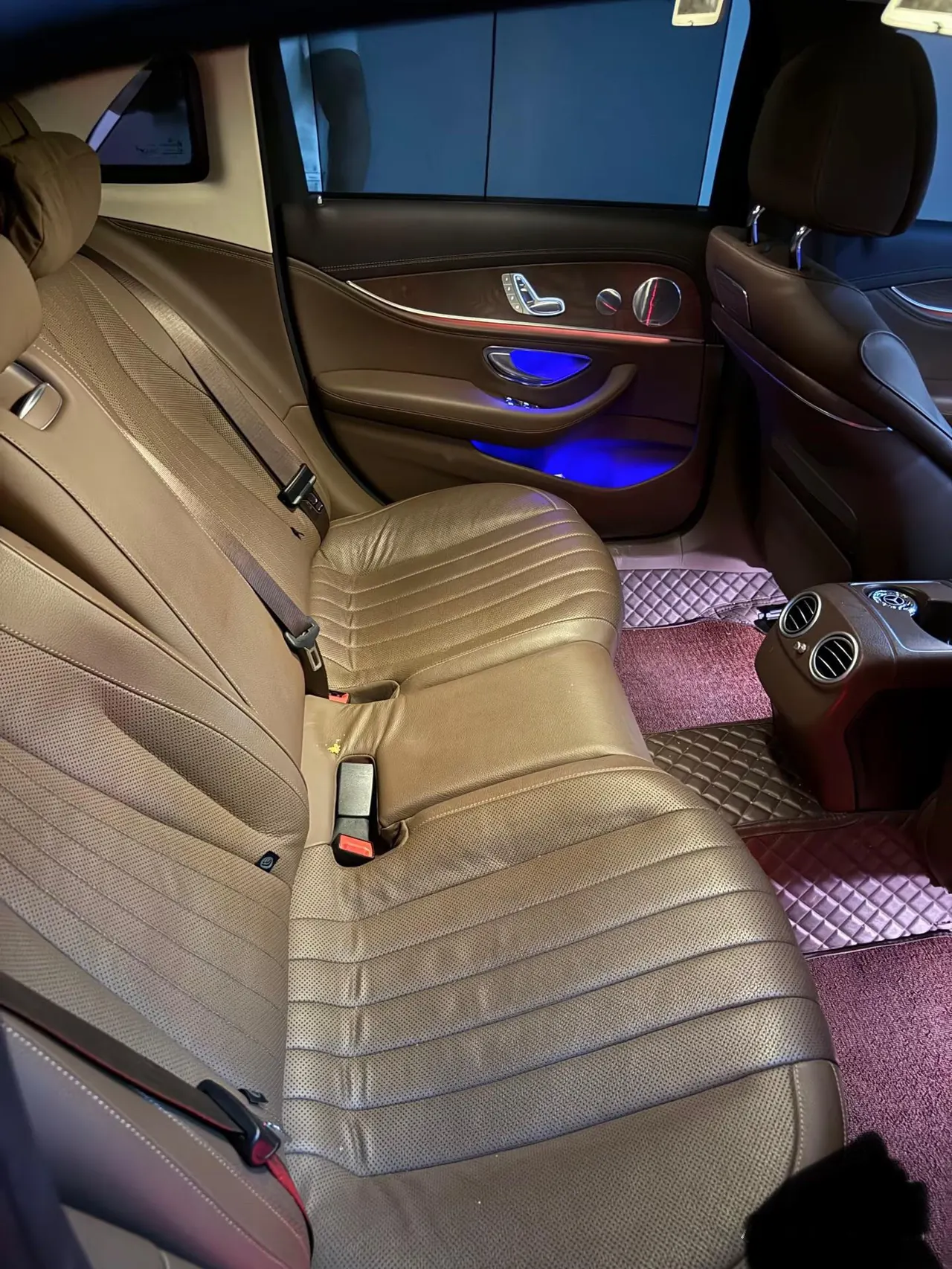 Mercedes Benz E Class 2020 E 300 L 2.0T Luxury Automatic Gear 5