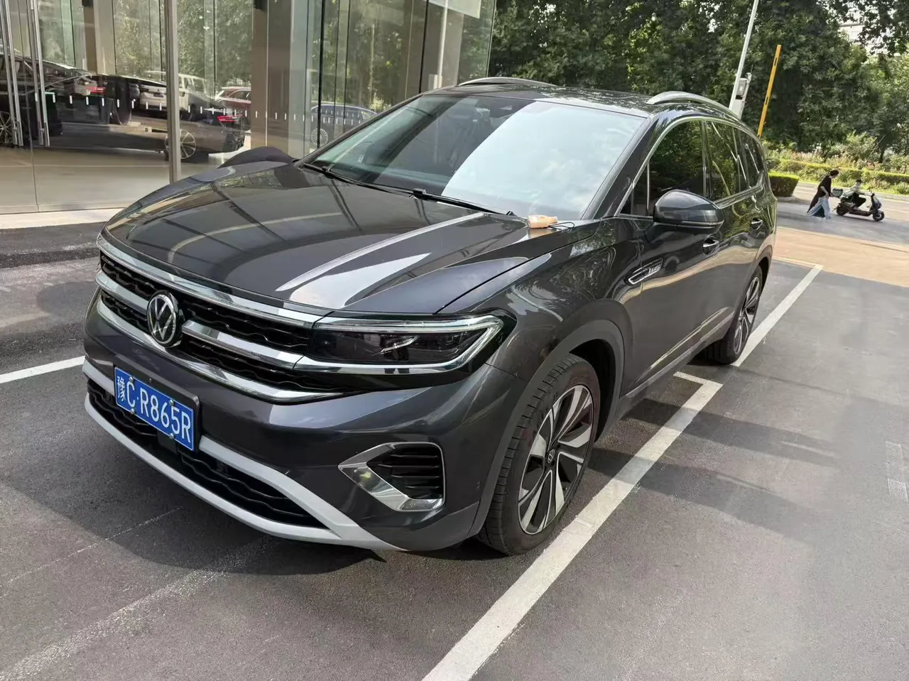 Open image lightbox: Volkswagen 2024 model range 2.0TSI 380TSI four-wheel drive luxury version Pro6 automatic gear
