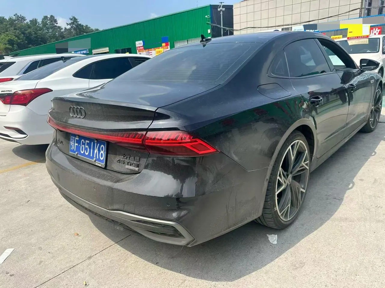 Audi 2024 A7L 2.0TFSI 45TFSI Quattro Black Samurai Edition Automatic Gear 3