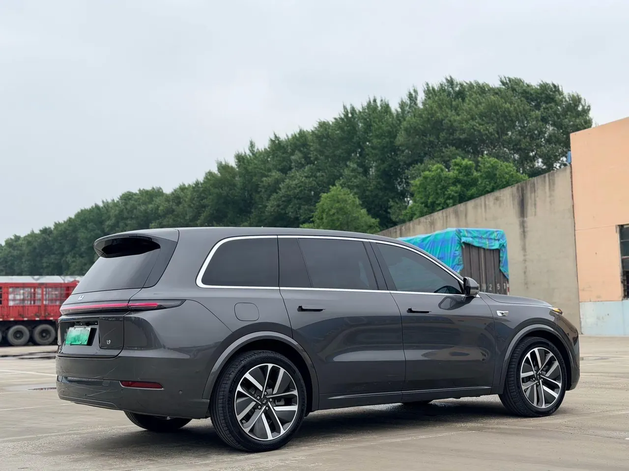 Li 2022 L9 1.5T Max Edition Automatic Gear 7