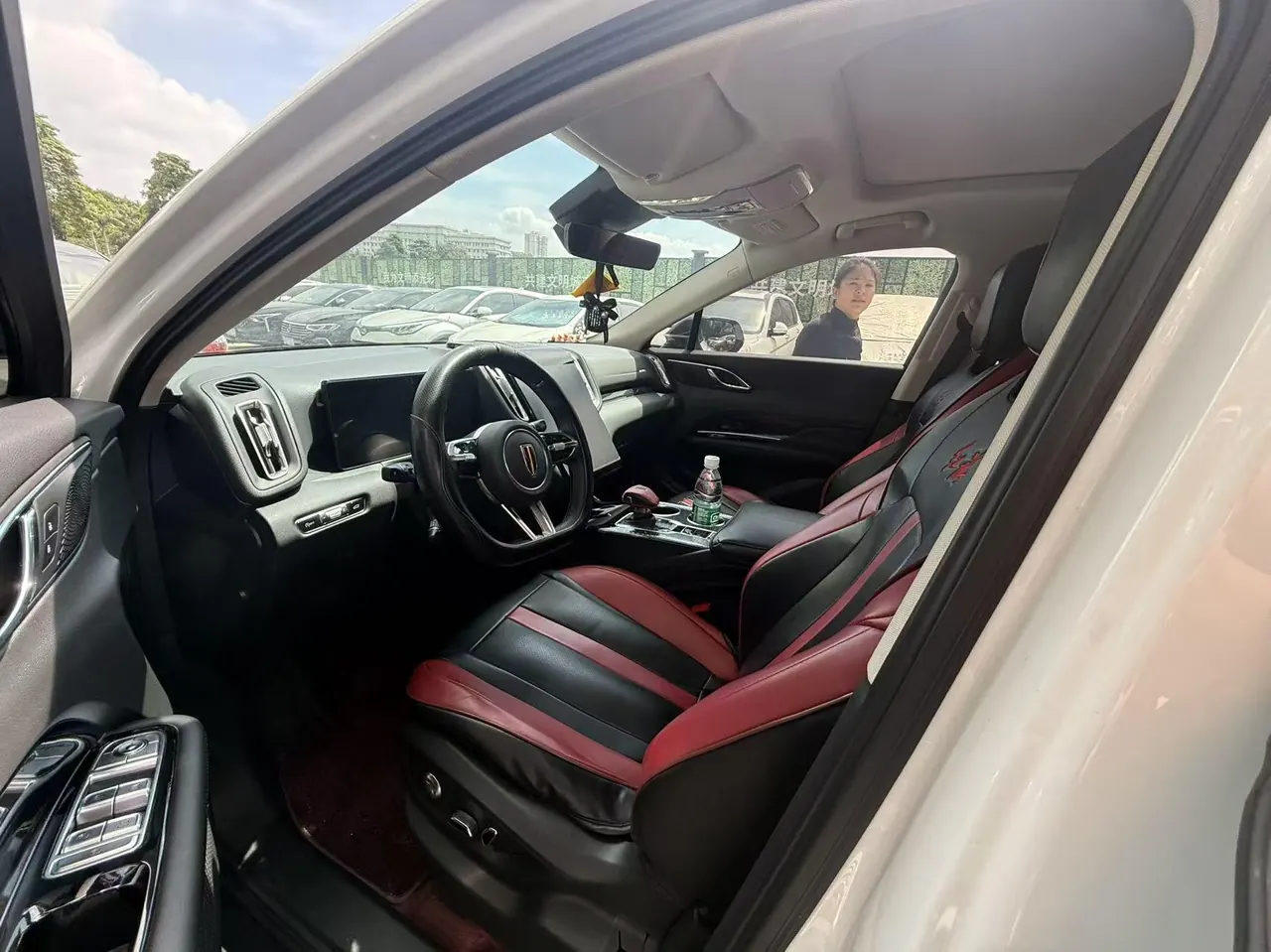 HongQi 2024 HS3 1.5T Good for Edition Automatic Gear 3