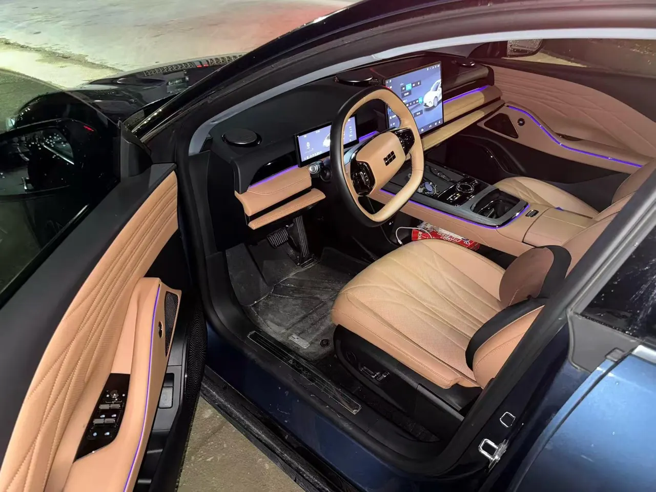 Geely Galaxy 2025 Xingyao 8 EM-i 1.5 130km Premium Edition Automatic Gear 5