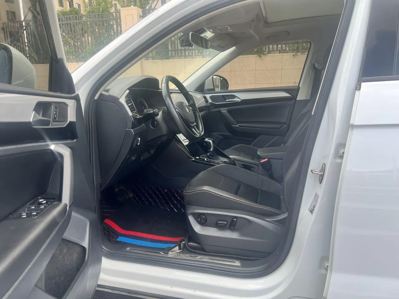 Volkswagen 2020 Tanyue 2.0TSI 330TSI Two-Drive Deluxe Smart Joint Edition Automatic Gear 4