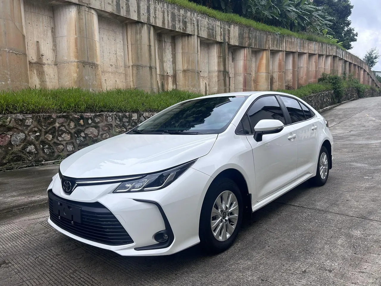 Open image lightbox: Toyota 2023 Corolla 1.2T Stepless Pioneer Edition Automatic Gear