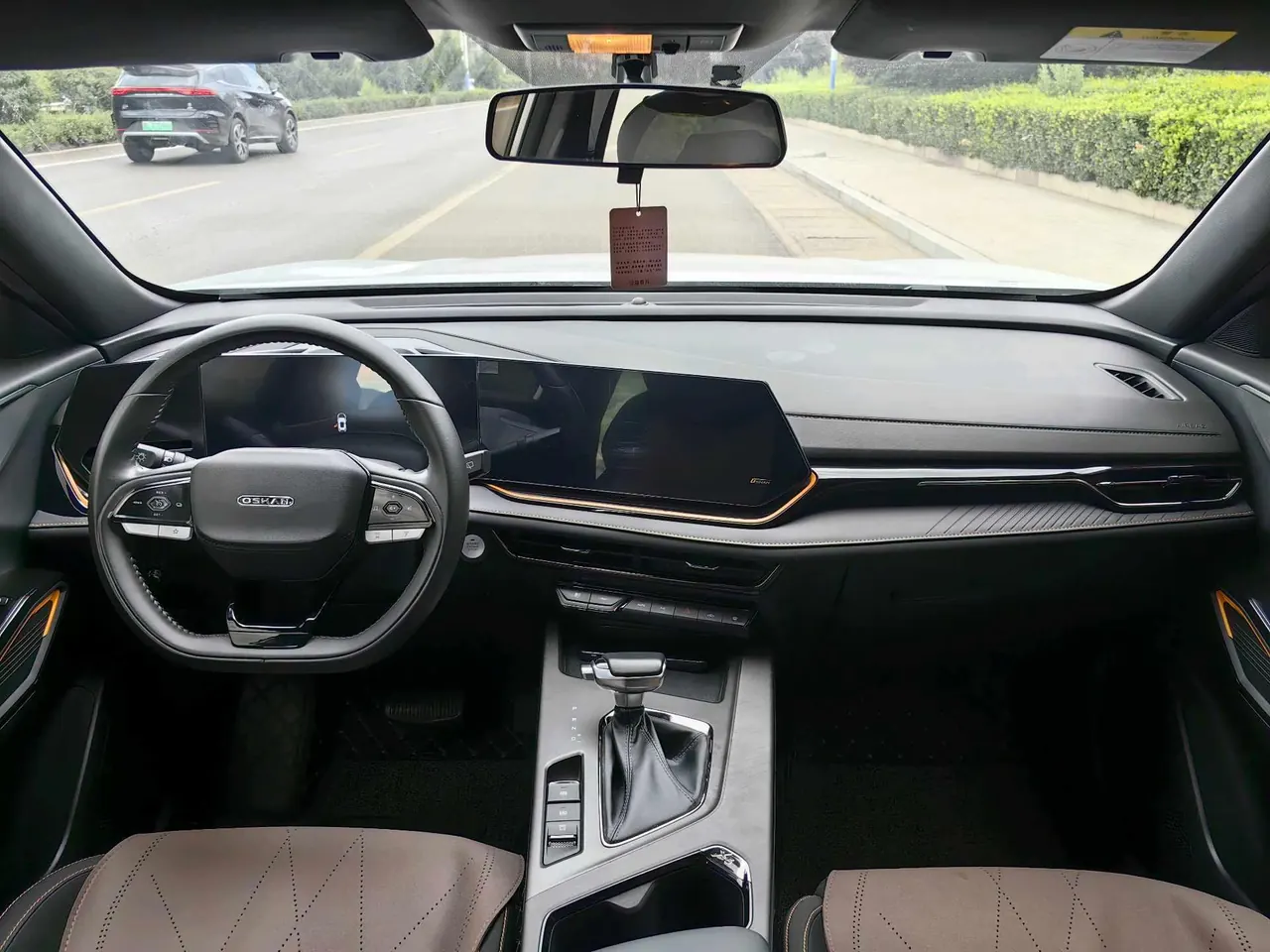Oshan 2023 X5 PLUS 1.5T Excellence (Modified) Automatic Gear 8