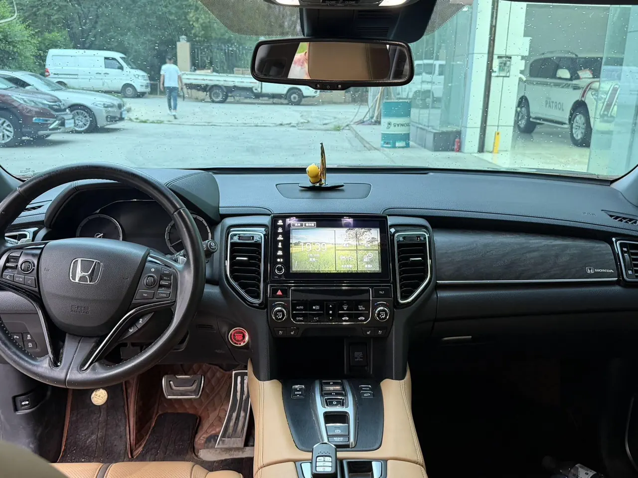 Honda 2020 UR-V 2.0T 370TURBO 4-wheel drive automatic gear 9