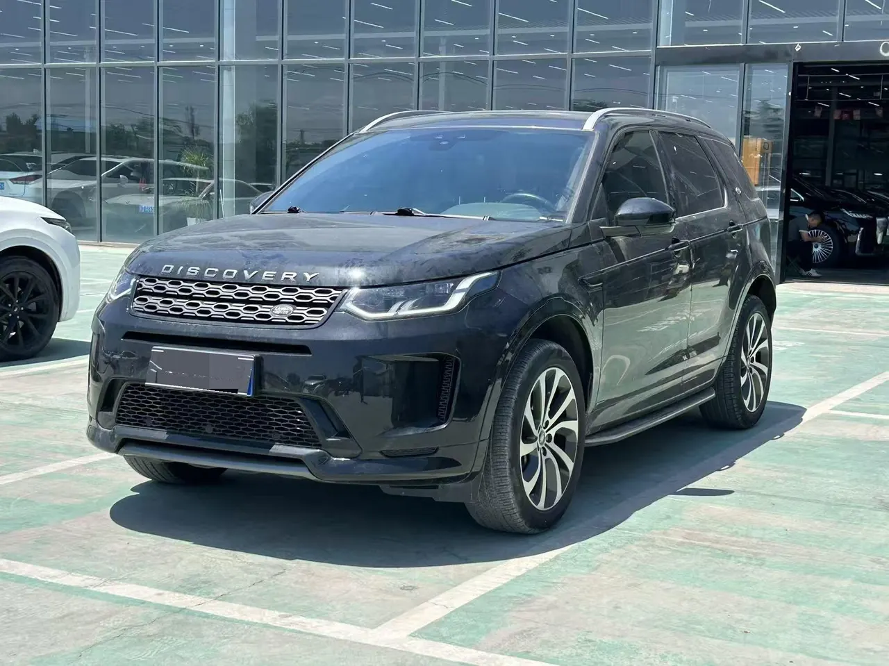 打开图片灯箱:Land Rover 2021 Discovery Sports Edition 48V 2.0T 249PS R-Dynamic S Performance Edition Automatic Gear
