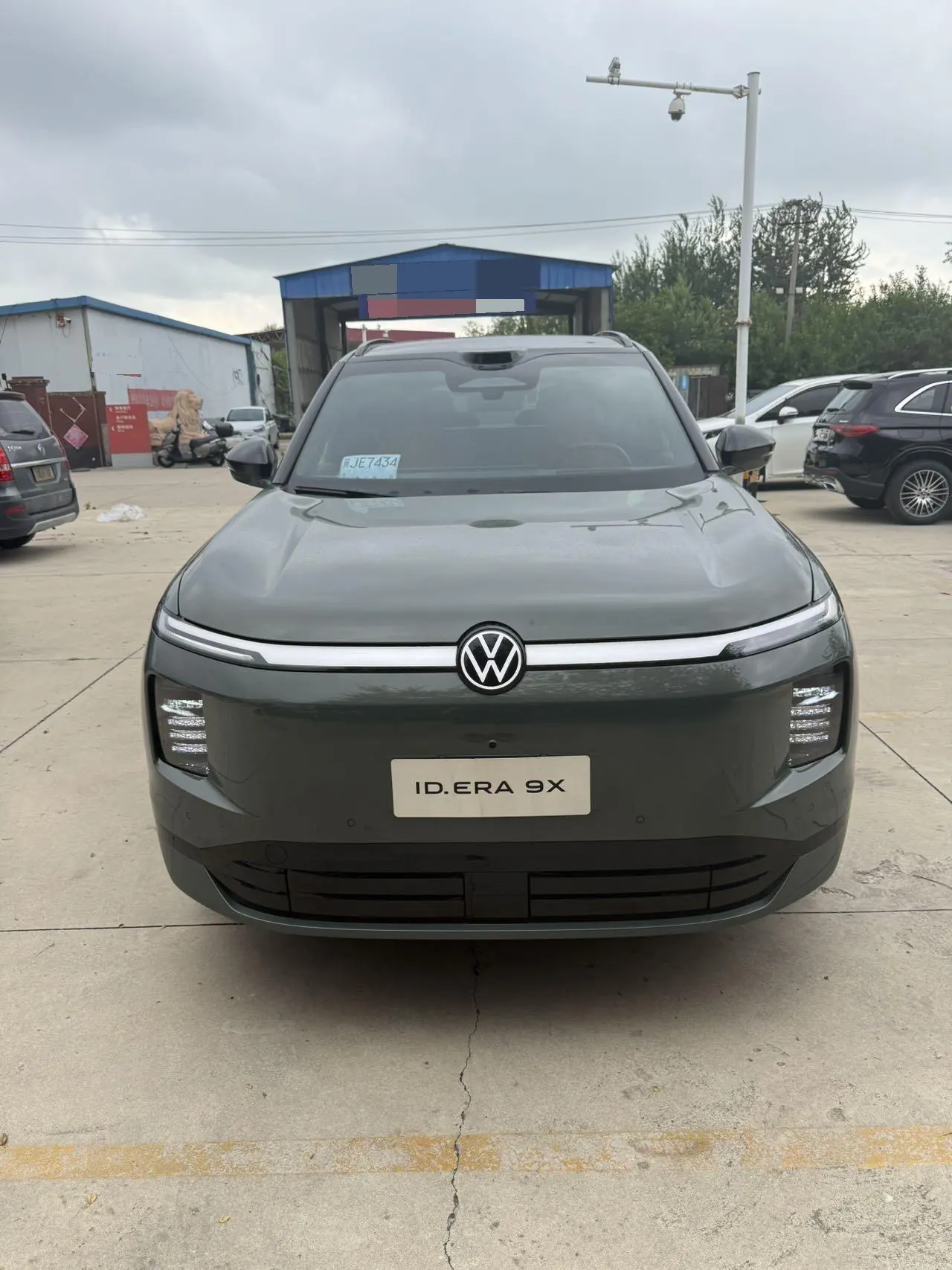 Volkswagen 2026 ID.ERA 9X Ultra 4-wheel drive automatic gear 2