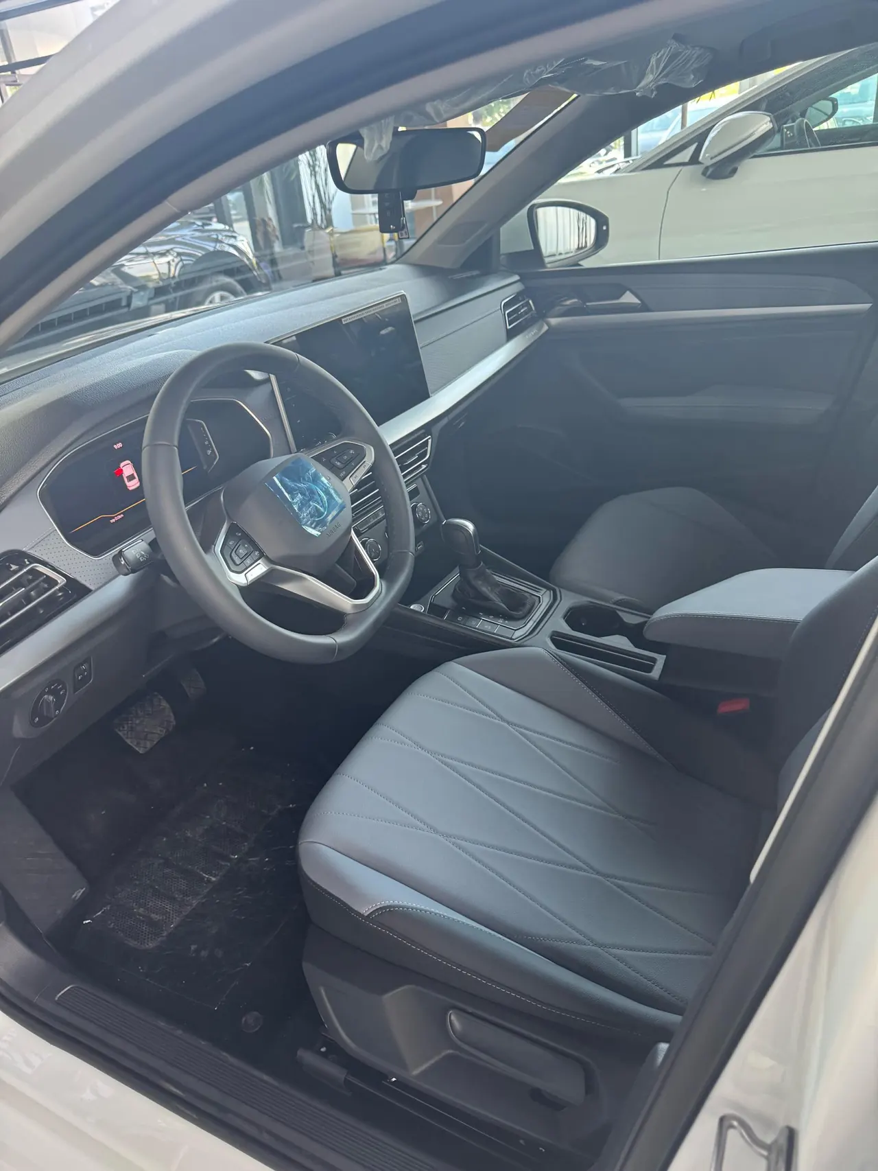 Volkswagen 2026 LaVida 1.5 Star 5 Million Edition Automatic Gear 4