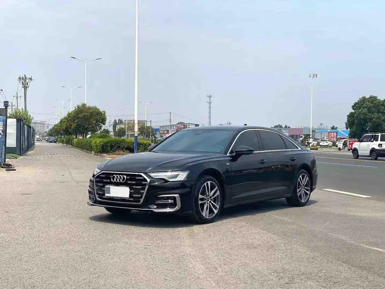 Audi 2024 A6L 2.0TFSI 40TFSI Deluxe Dynamic Automatic - View 1