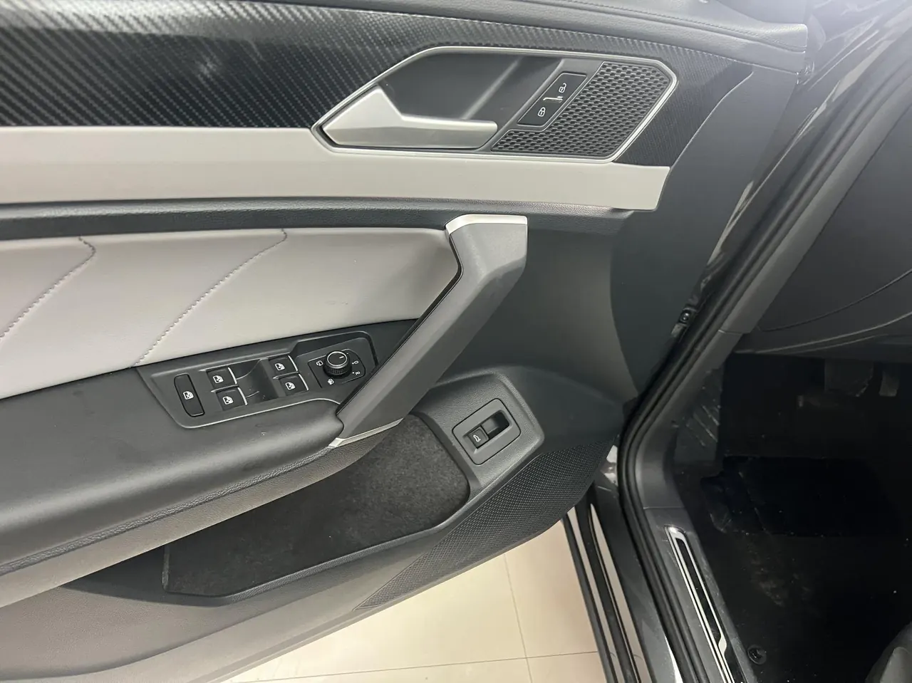 Volkswagen 2023 Tanyue 1.4TSI 280TSI Two-Drive Luxury Plus Advanced Edition Automatic Gear 15