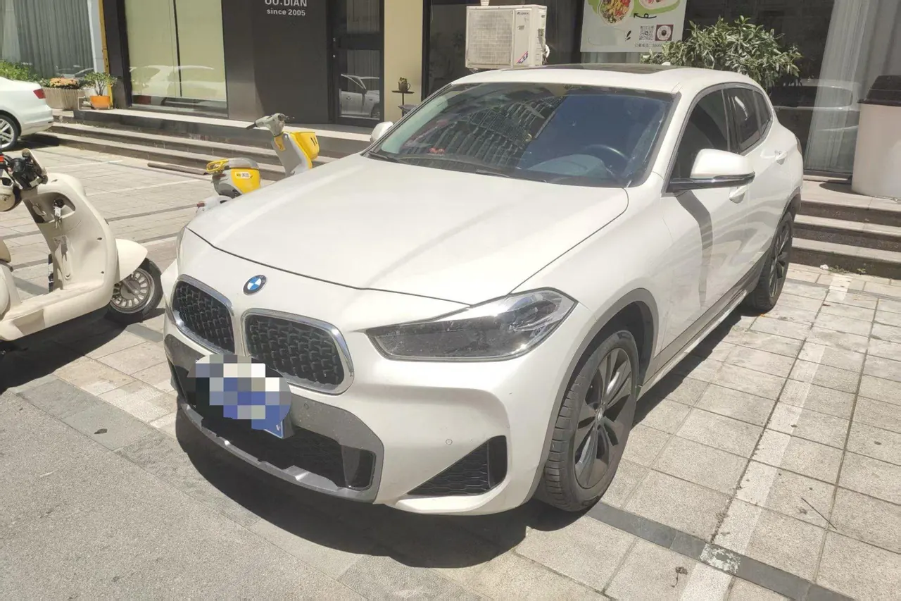 Open image lightbox: BMW 2023 X2 sDrive25i 2.0T M Sport Package Automatic