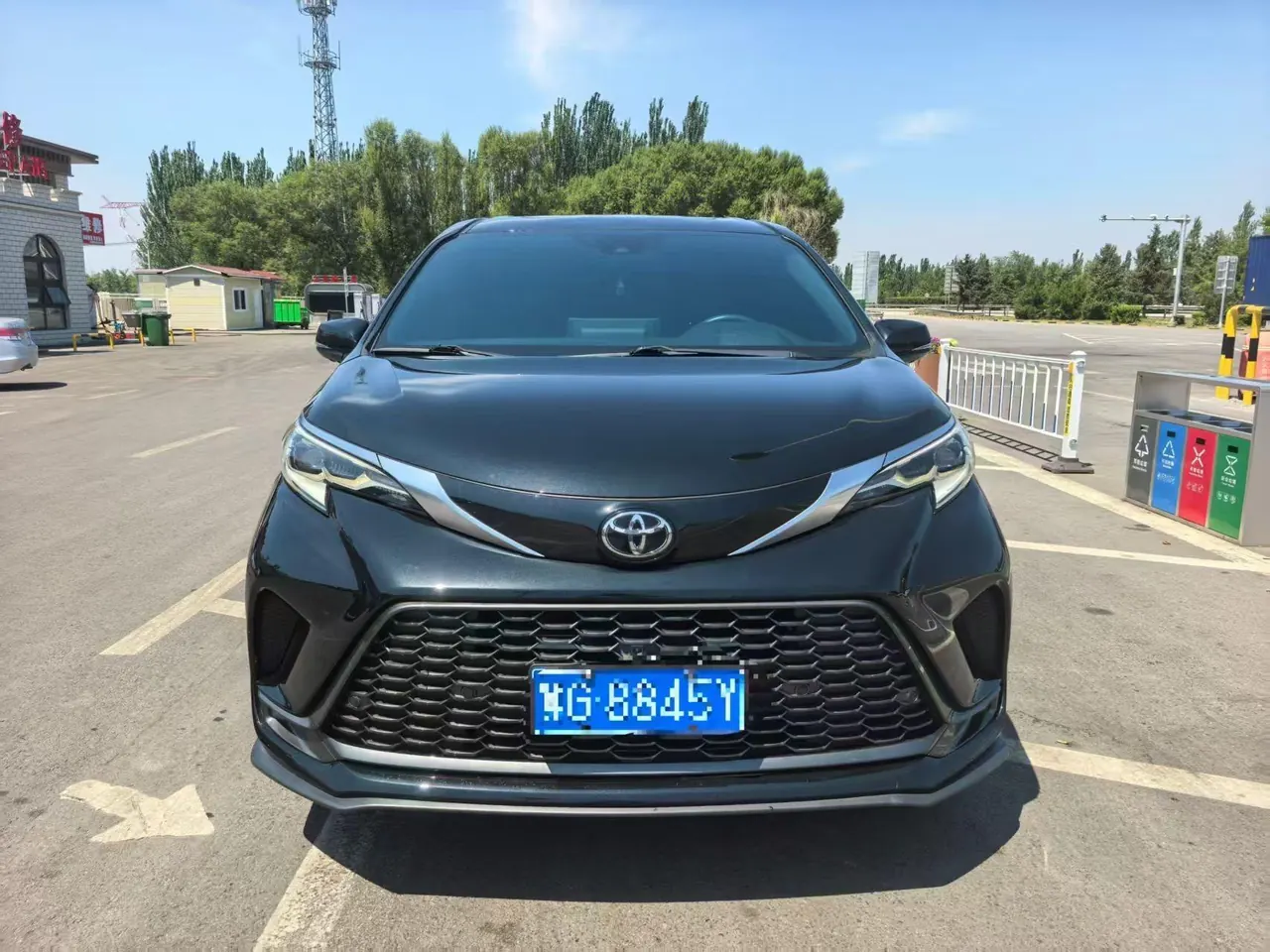 Toyota 2026 Grevia HYBRID 2.5 Stepless Premium PLUS 4WD Automatic Gear 4