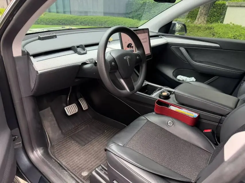 Tesla 2024 Model Y rear-wheel drive version automatic transmission 4