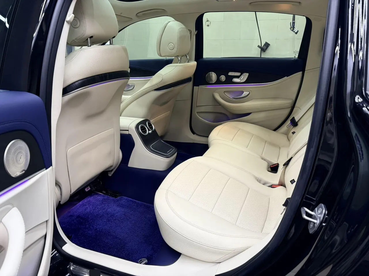 Mercedes Benz E Class 2023 E 300 L 2.0T Sports Luxury Automatic Gear 4