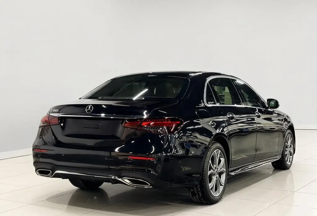 Mercedes Benz E Class 2023 E 300 L 2.0T Sports Luxury Automatic Gear 8