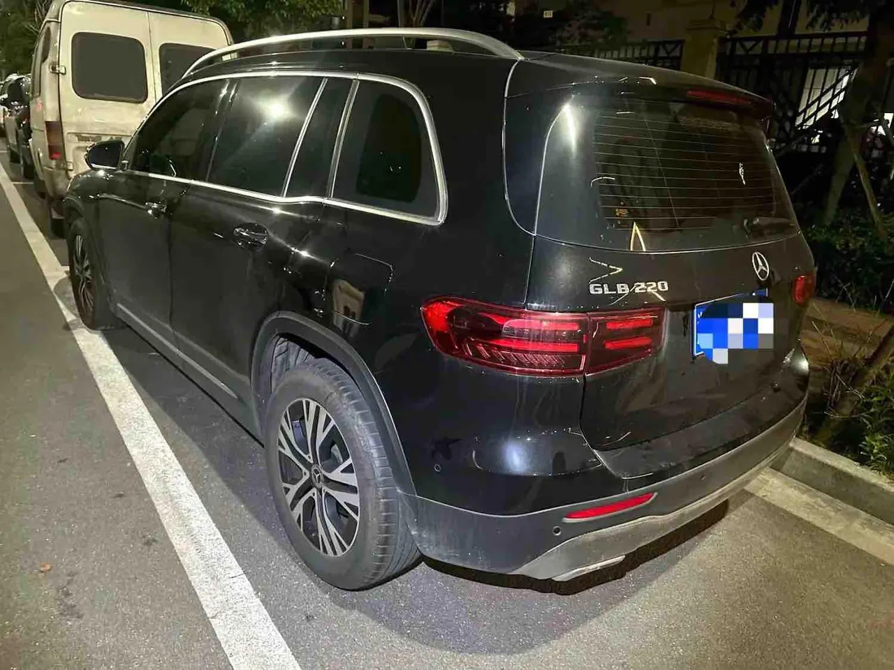 Mercedes Benz 2025 GLB 220 48V 2.0T Sporty Model Automatic 4