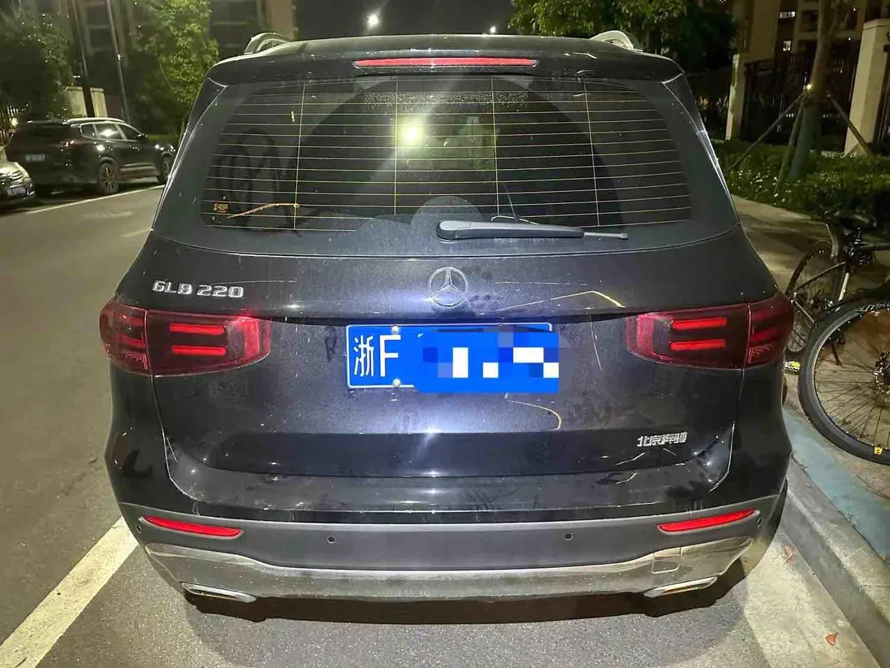 Mercedes Benz 2025 GLB 220 48V 2.0T Sporty Model Automatic 5