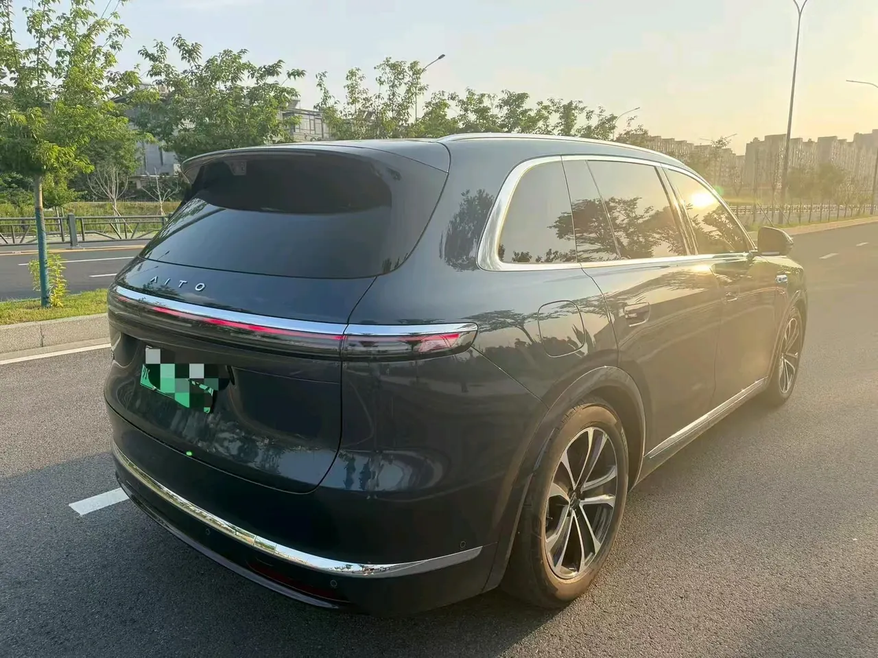 AITO 2026 AITO M7 extended range Max 4-wheel drive version 5 (192-line laser Radar) automatic gear 4