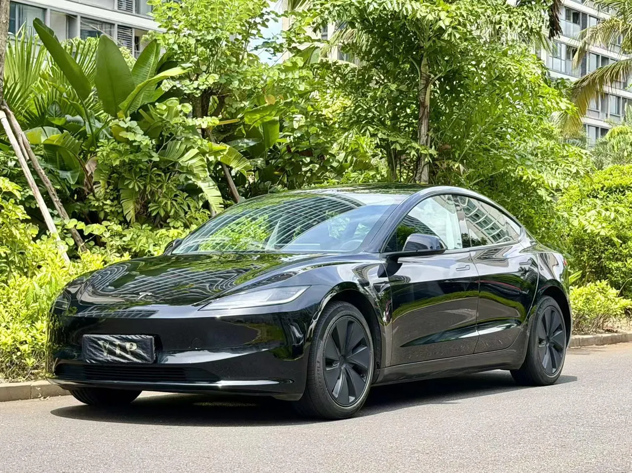 打开图片灯箱:Tesla 2023 Model 3 Rejuvenation Edition Rear Wheel Drive Automatic Transmission