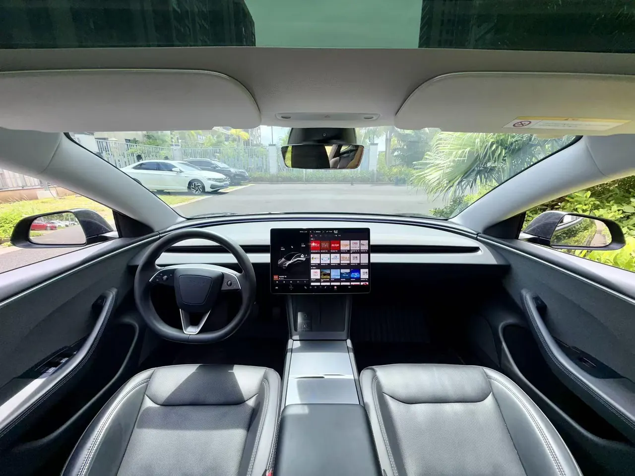 Tesla 2023 Model 3 Rejuvenation Edition Rear Wheel Drive Automatic Transmission 3