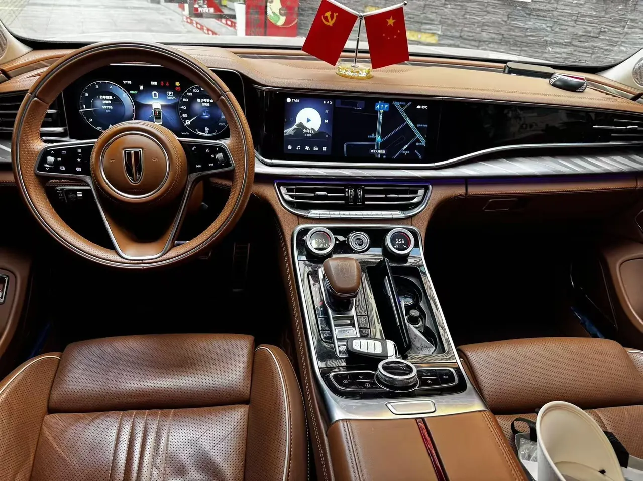 HongQi 2020 H9 48V 2.0T Zhilian Flag Edition Automatic Gear 4