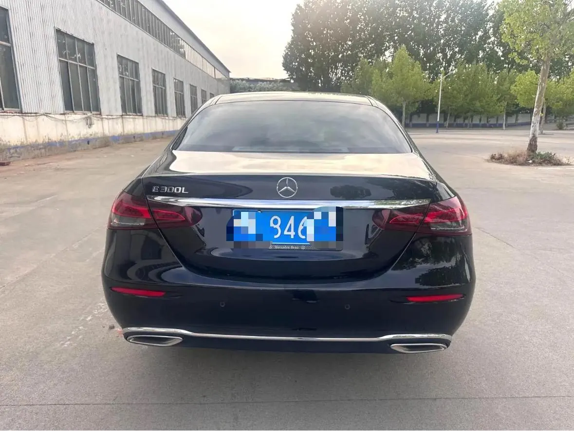 Mercedes Benz E-Class 2023 E 300 L 2.0T Fashion Automatic Gear 5