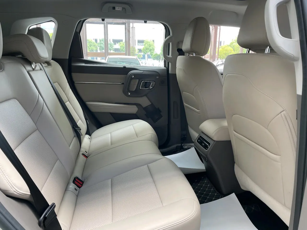 Haval 2026 big dog PLUS Hi4 1.5T 150km tidal wave electric version automatic gear 10