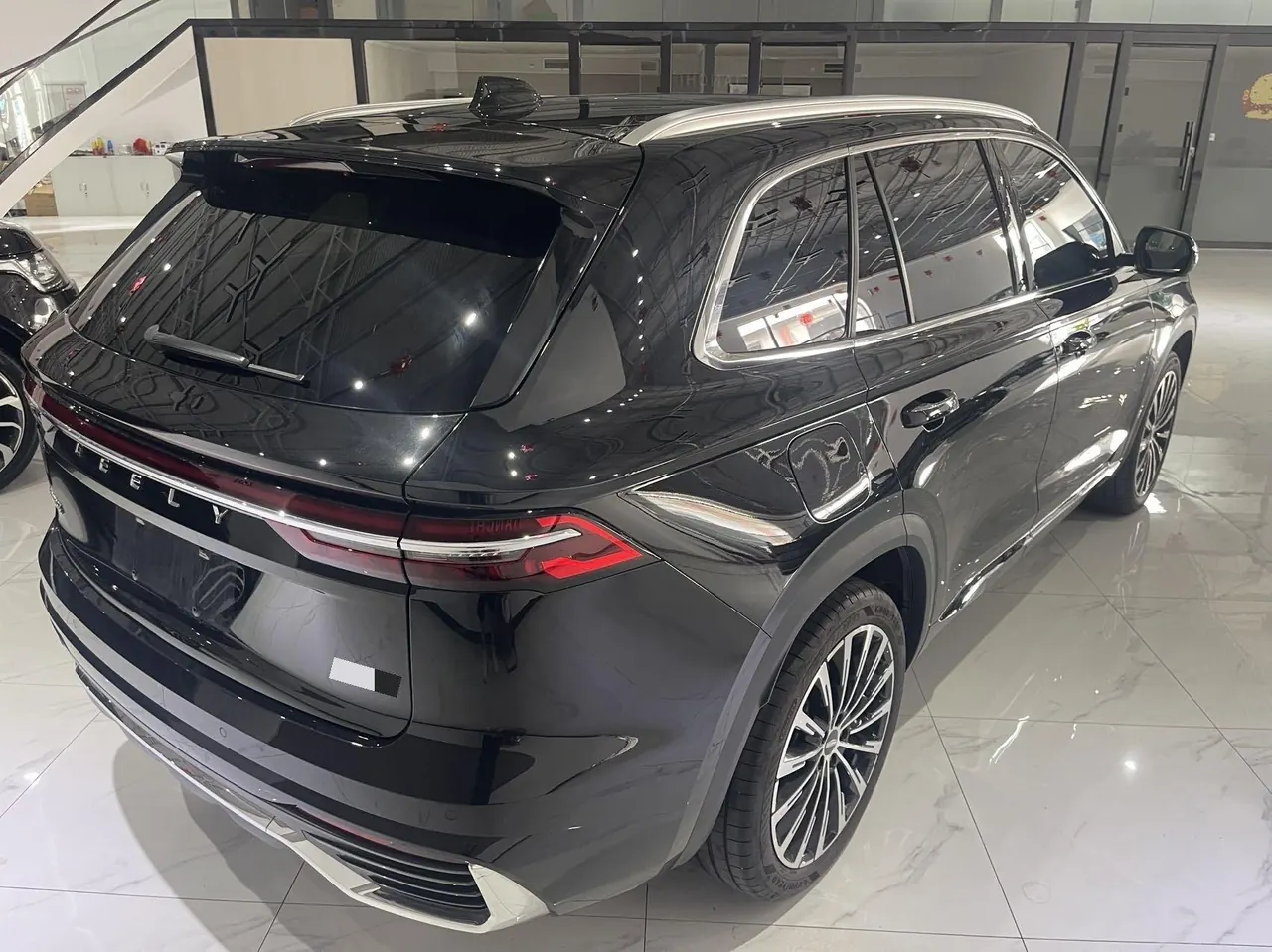 Geely 2025 XingyueL (Monjaro) 2.0TD Oriental Yao Star-Gazing Edition Automatic Transmission 3