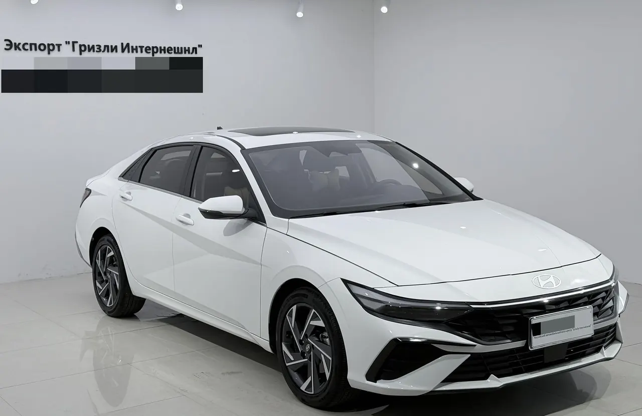 Hyundai 2023 Elantra -3-compartment 1.5 stepless LUX premium automatic gear 3