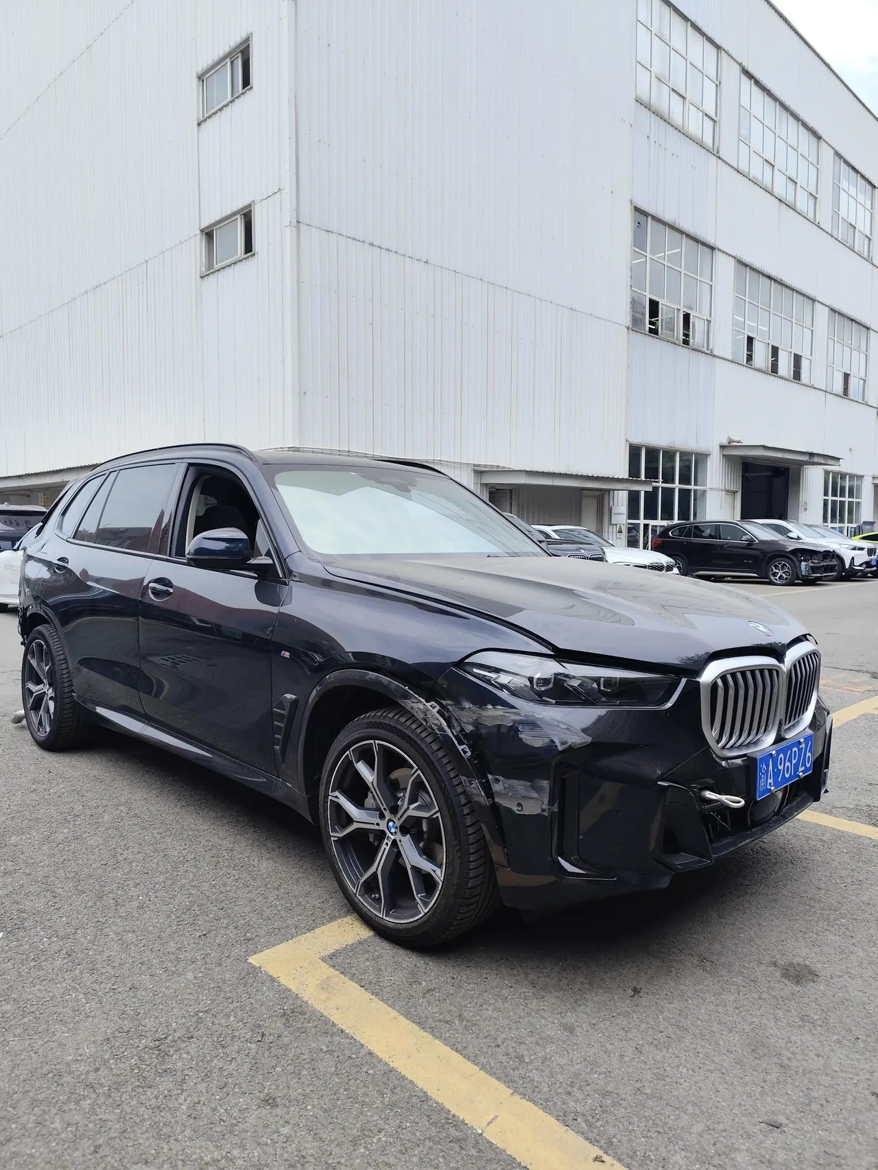 BMW 2026 X5 xDrive30Li 48V 2.0T exclusive m sports obsidian night suit automatic gear 3