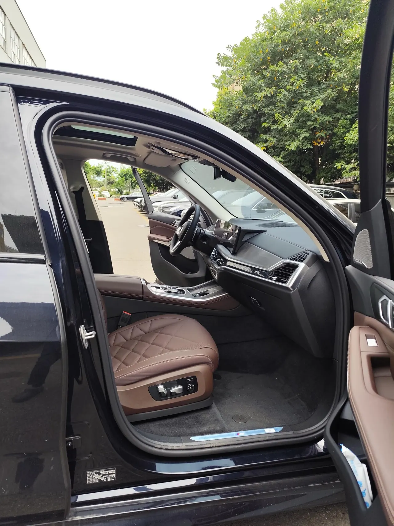 BMW 2026 X5 xDrive30Li 48V 2.0T exclusive m sports obsidian night suit automatic gear 7