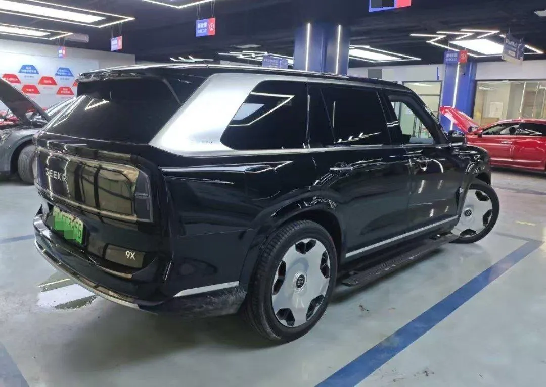 Zeekr 2025 Zeekr 9X 2.0T Ultra 55kWh automatic gear 4